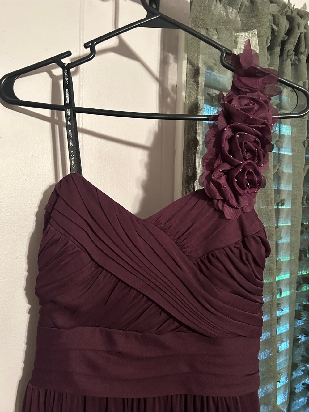 One-Shoulder Floral Strap Chiffon Dress in Deep Plum